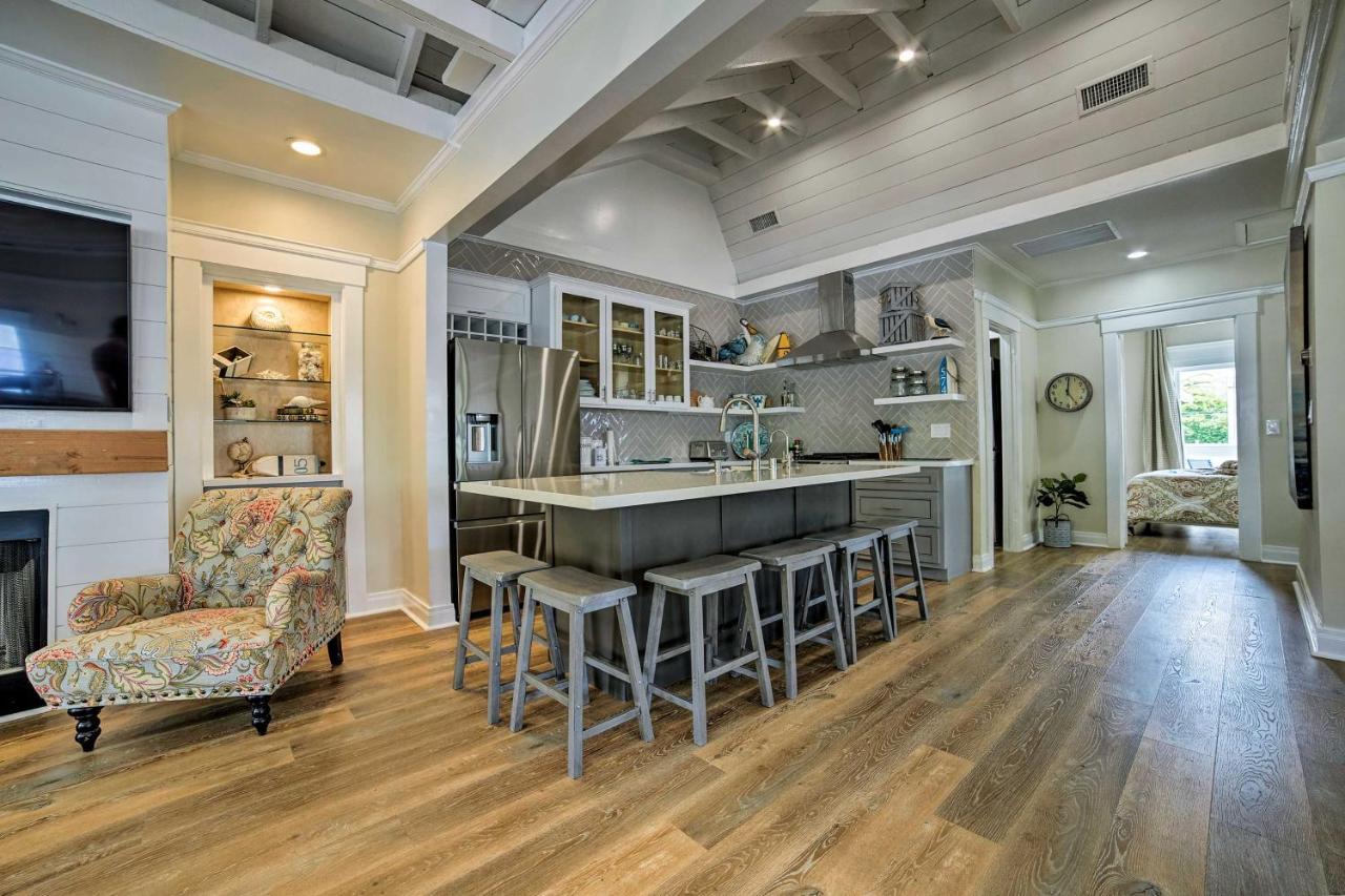 Charming Renovated Avalon Townhome, Walk To Beach! Exteriör bild
