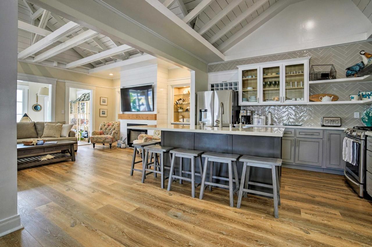 Charming Renovated Avalon Townhome, Walk To Beach! Exteriör bild
